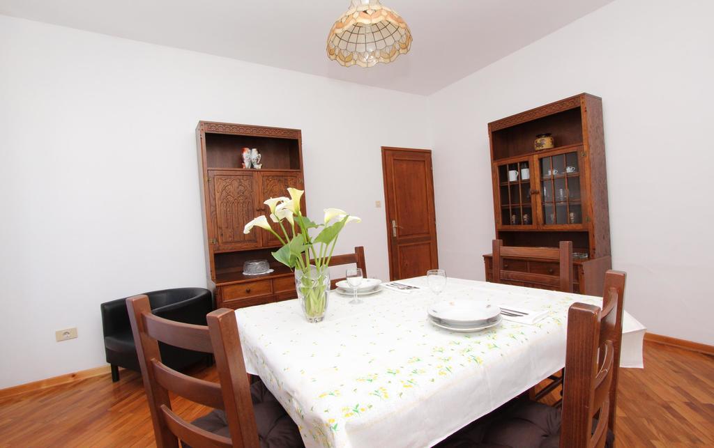 Apartments Ive Rovinj Exterior photo